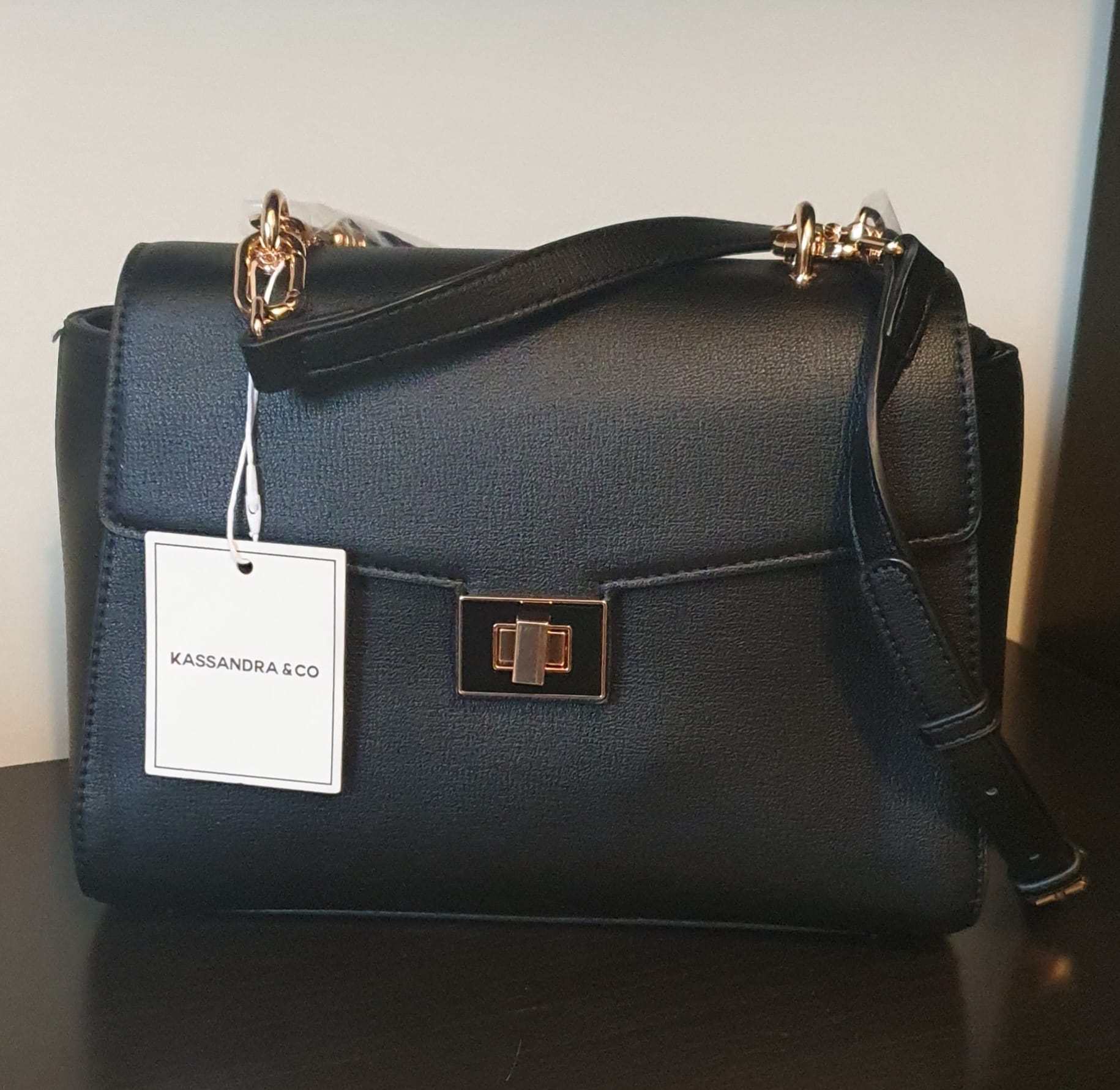 Borsa Donna Kassandra & co. Nera con tracolla e manici